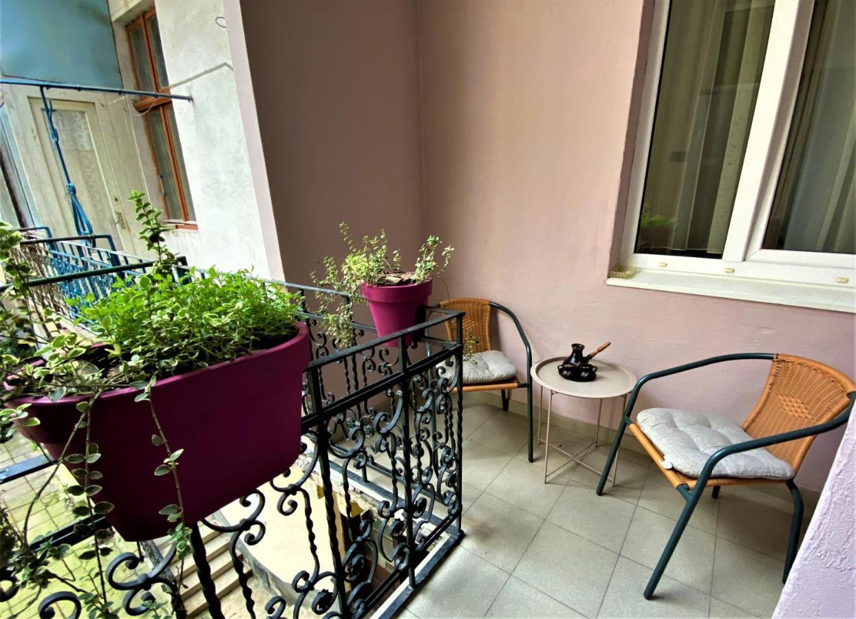 Glorious Apartment Near The Old City Lviv Exterior foto